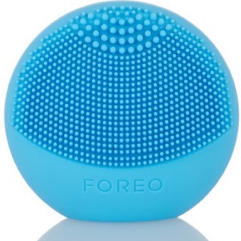 Foreo Luna Play Mini Size Travel Smart Cleansing Brush Tool